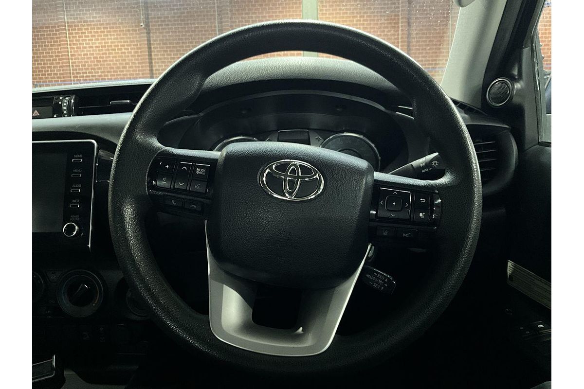 2020 Toyota Hilux SR GUN126R 4X4