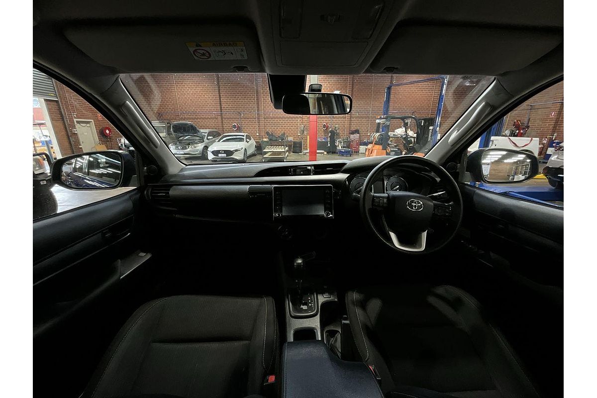 2020 Toyota Hilux SR GUN126R 4X4