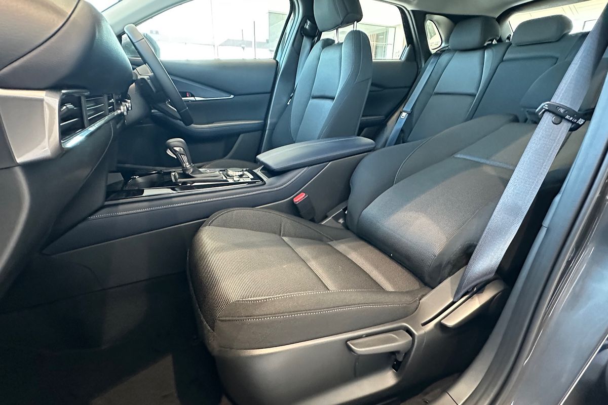 2025 Mazda CX-30 G20 Evolve DM Series