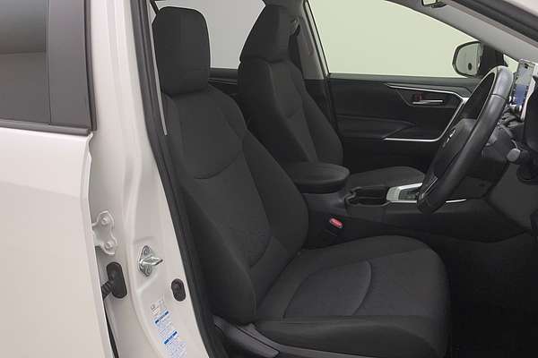 2020 Toyota RAV4 GXL AXAH54R