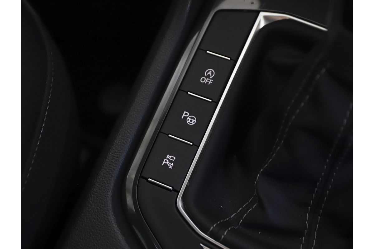 2022 Volkswagen Tiguan 162TSI R-Line 5N