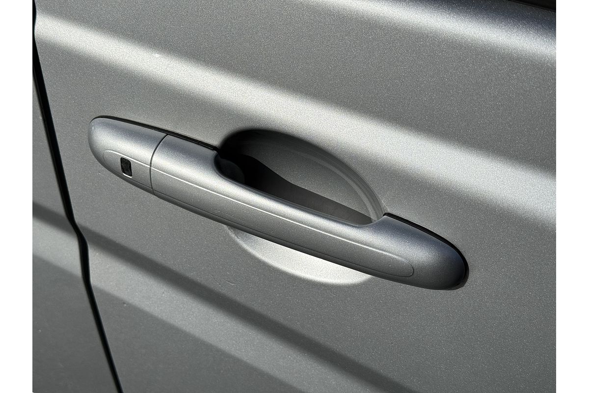 2013 Mercedes-Benz Viano BlueEFFICIENCY 639