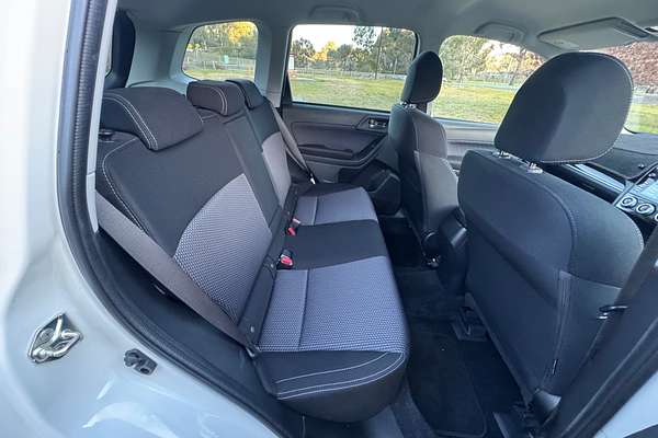 2018 Subaru Forester 2.0D-L S4
