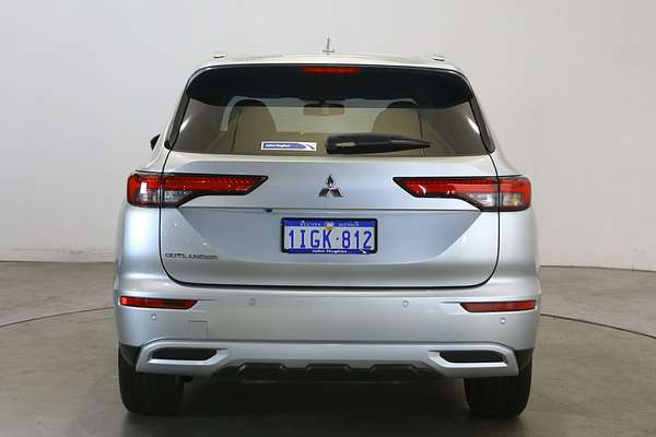 2024 Mitsubishi Outlander LS ZM