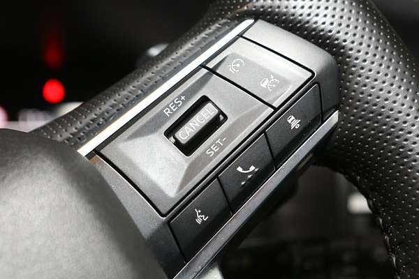 2024 Mitsubishi Outlander LS ZM