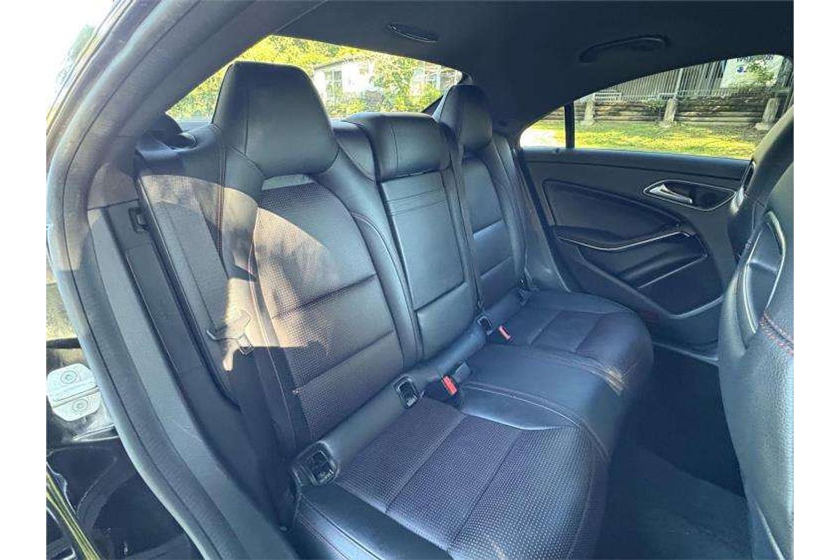 2013 Mercedes-Benz CLA-Class CLA200 C117