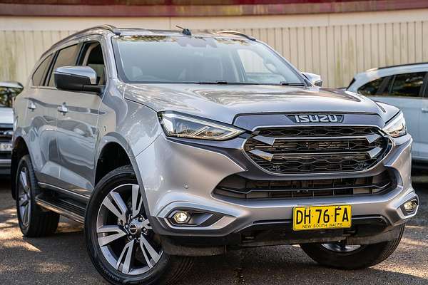 2023 Isuzu MU-X LS-T