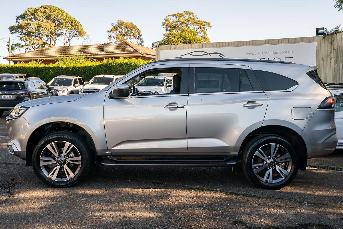 2023 Isuzu MU-X LS-T