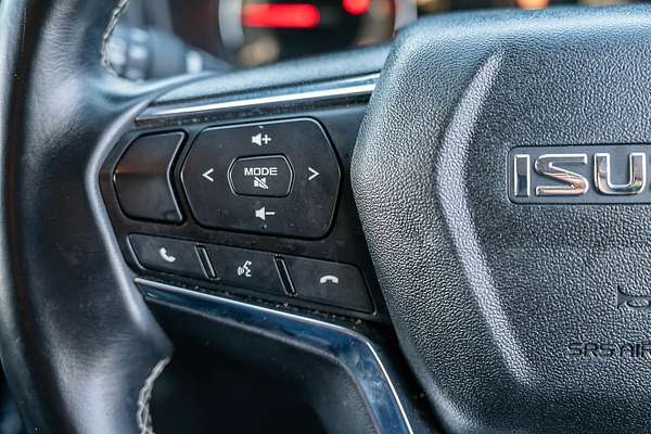 2023 Isuzu MU-X LS-T