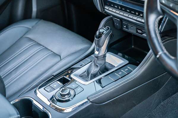 2023 Isuzu MU-X LS-T