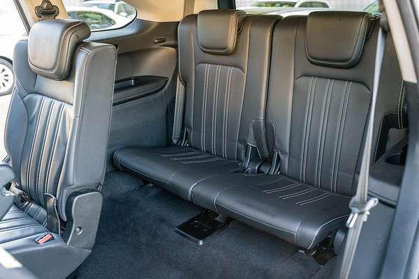 2023 Isuzu MU-X LS-T