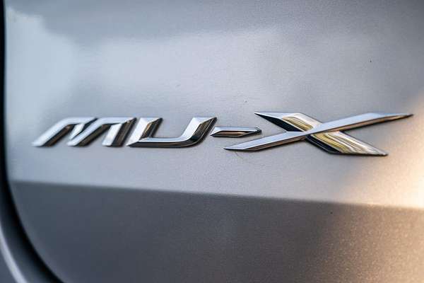 2023 Isuzu MU-X LS-T