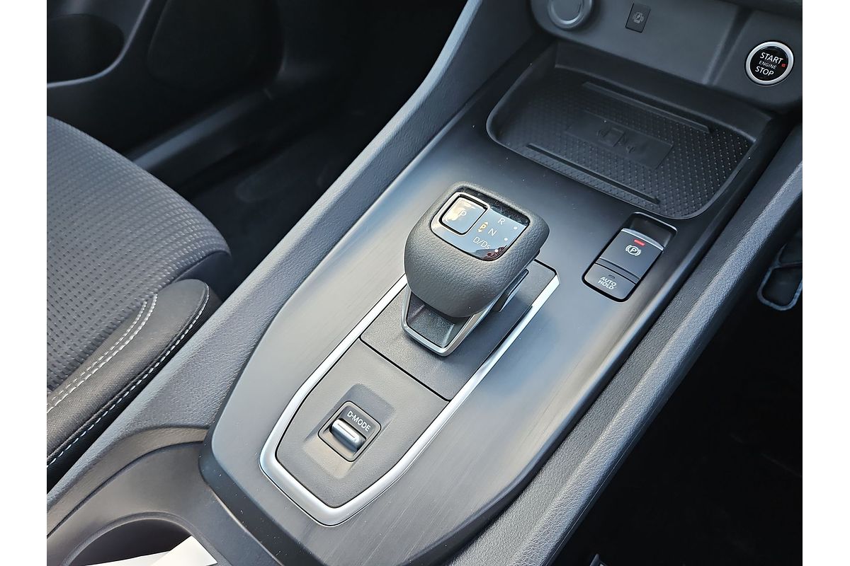 2025 Nissan QASHQAI ST-L J12