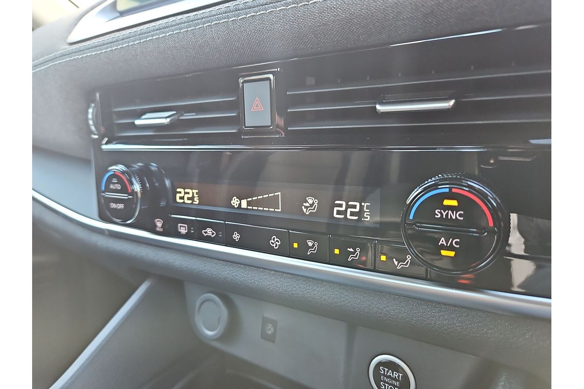 2025 Nissan QASHQAI ST-L J12
