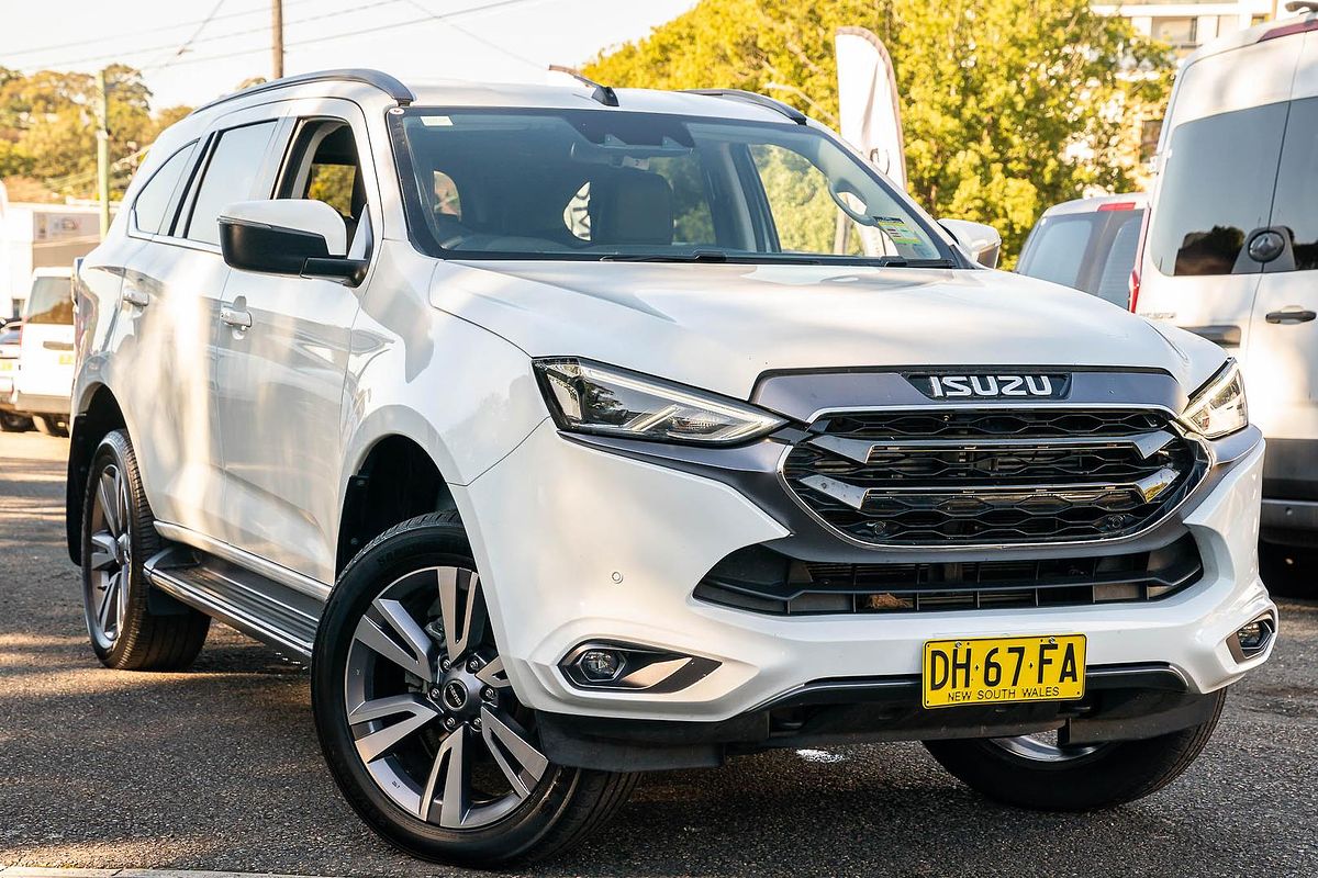 2023 Isuzu MU-X LS-T