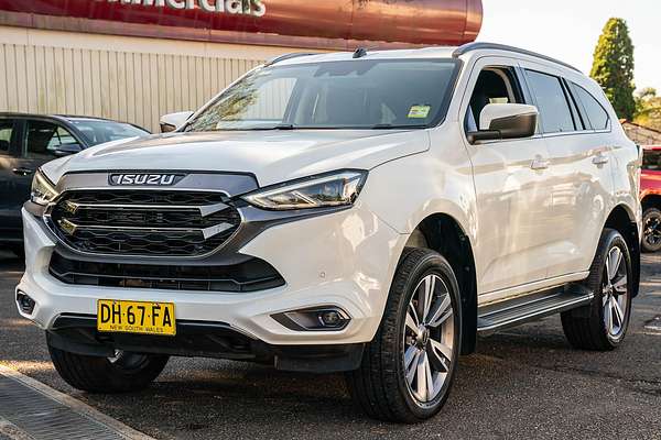 2023 Isuzu MU-X LS-T