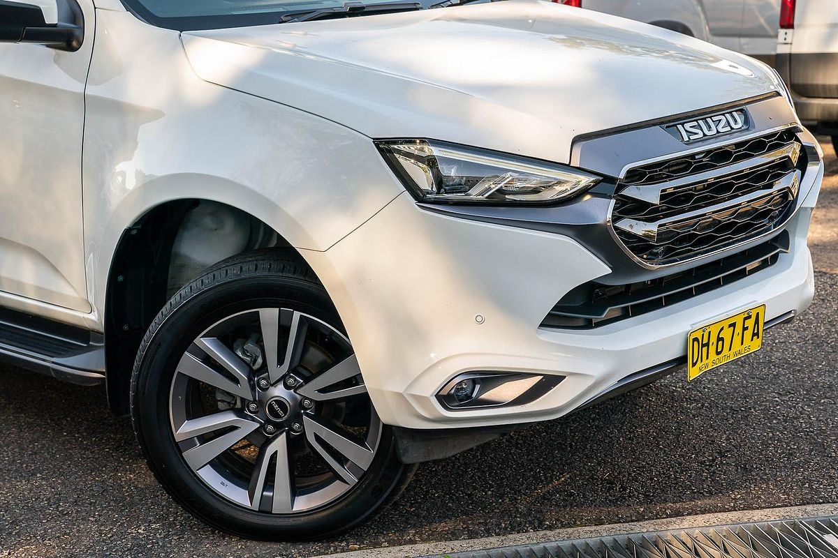 2023 Isuzu MU-X LS-T