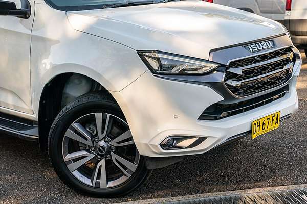 2023 Isuzu MU-X LS-T