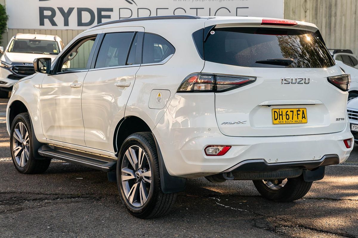 2023 Isuzu MU-X LS-T