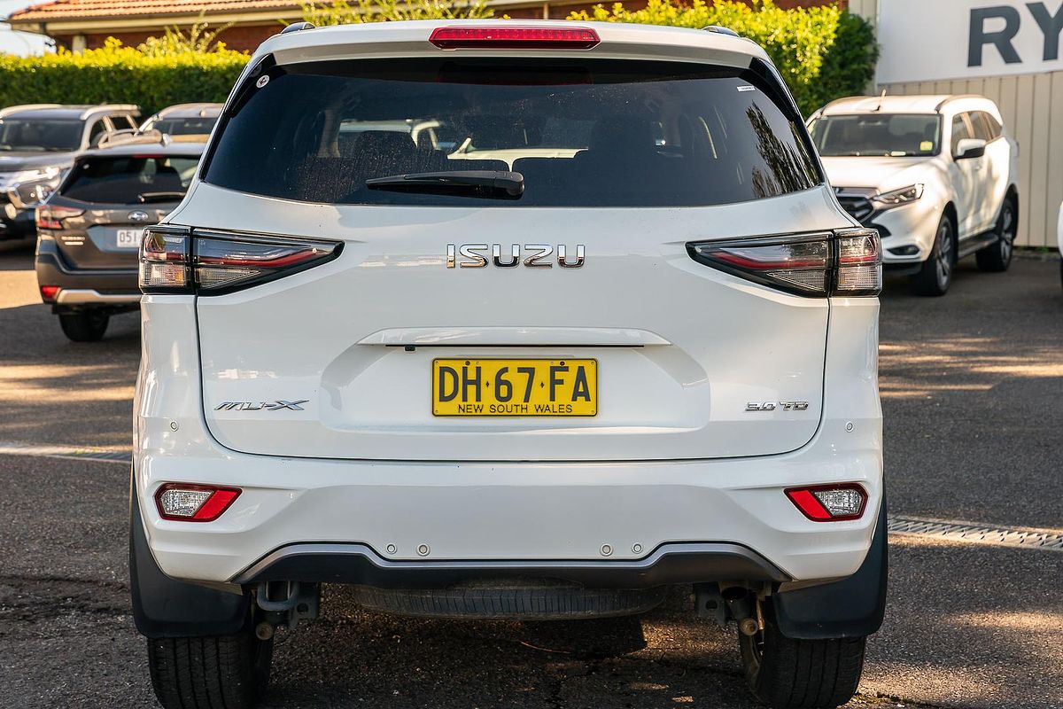 2023 Isuzu MU-X LS-T