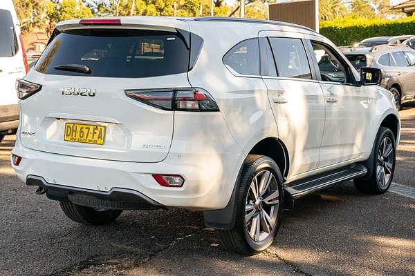 2023 Isuzu MU-X LS-T