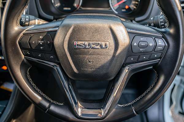 2023 Isuzu MU-X LS-T