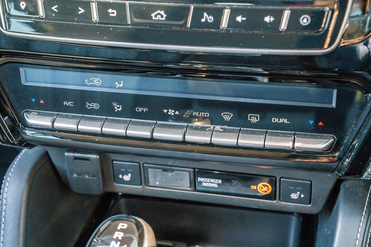 2023 Isuzu MU-X LS-T
