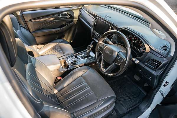2023 Isuzu MU-X LS-T