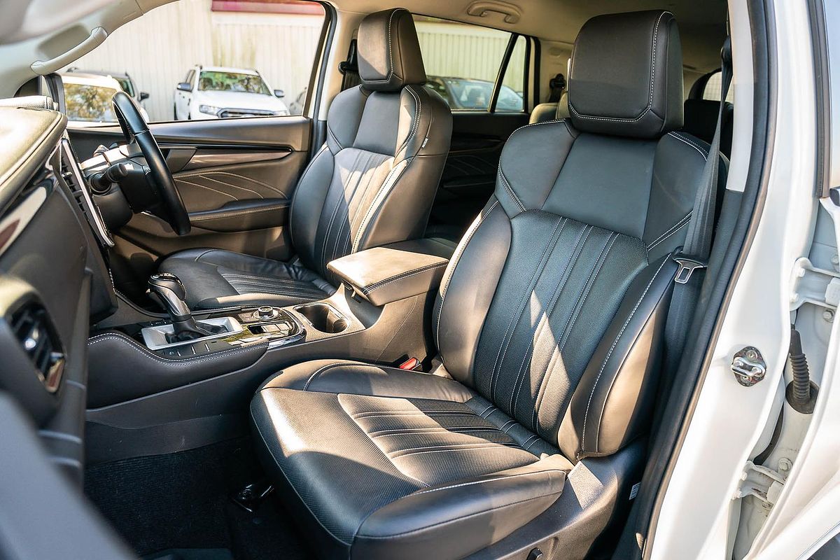 2023 Isuzu MU-X LS-T