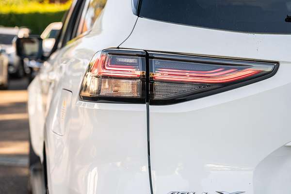2023 Isuzu MU-X LS-T