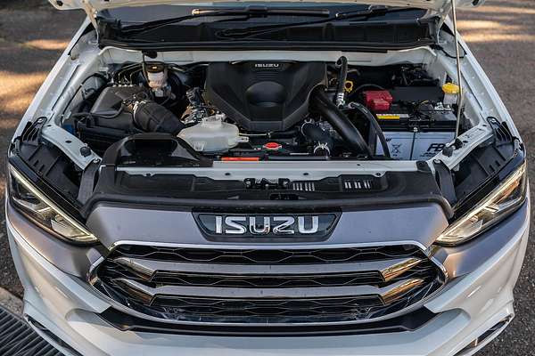 2023 Isuzu MU-X LS-T