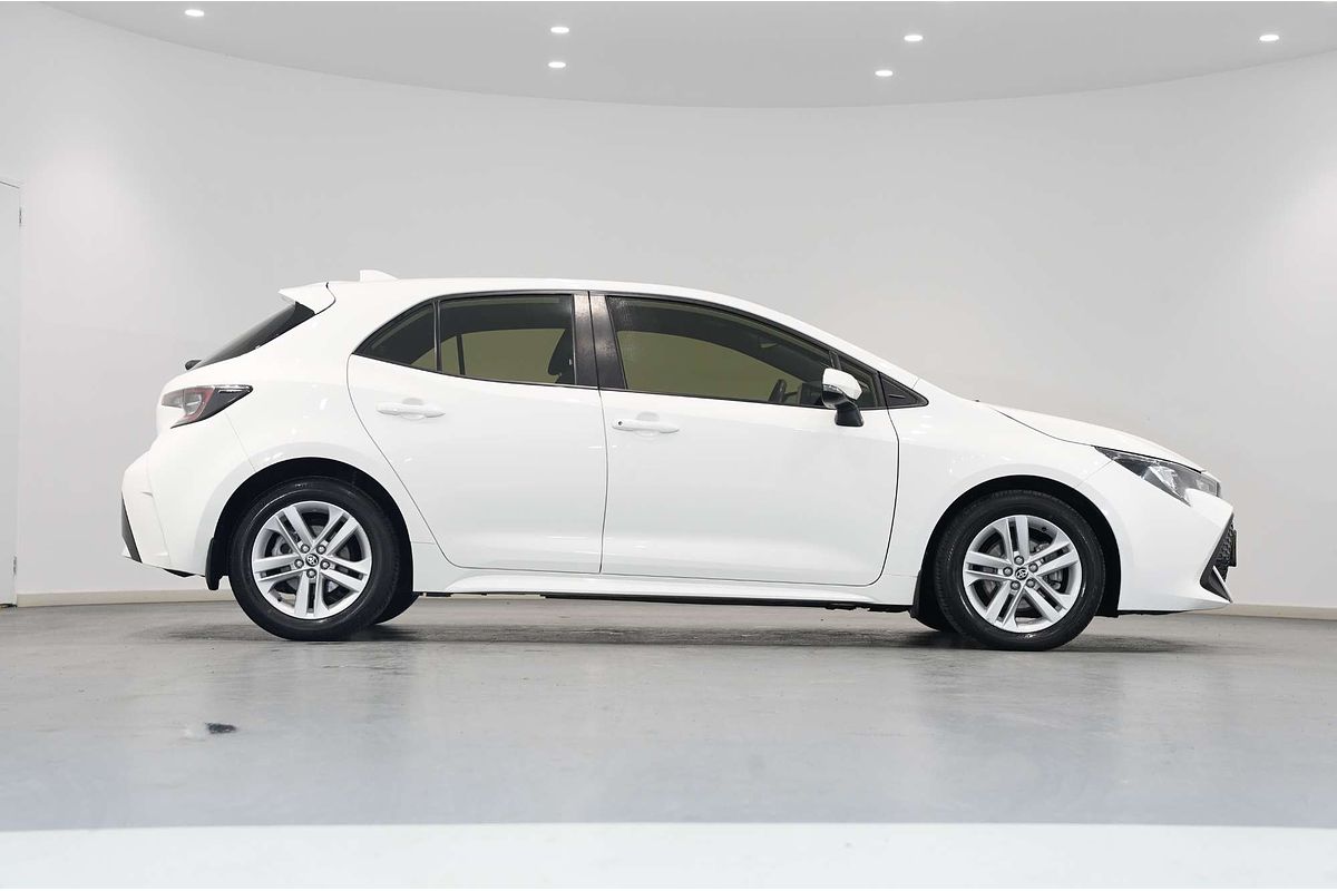 2020 Toyota Corolla Ascent Sport MZEA12R