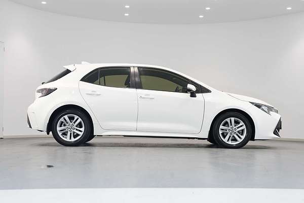 2020 Toyota Corolla Ascent Sport MZEA12R