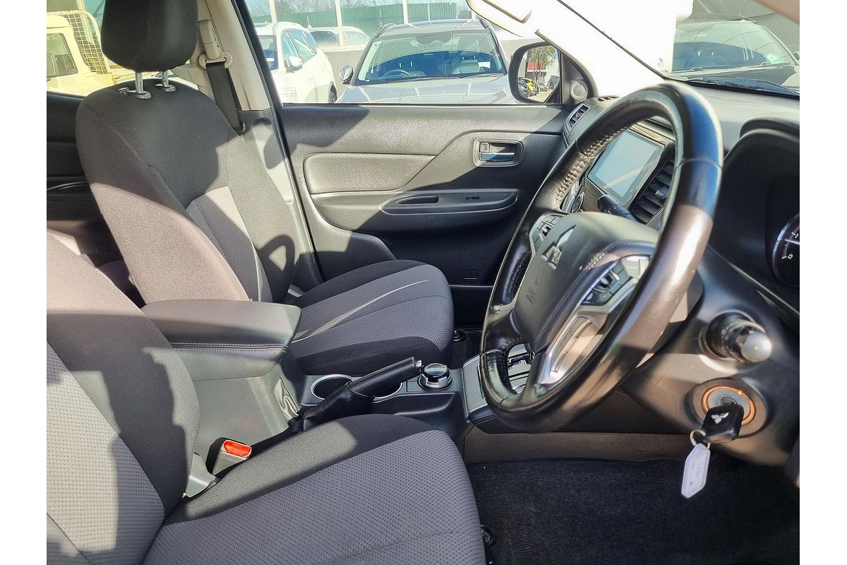 2021 Mitsubishi Triton GLX-R MR 4X4