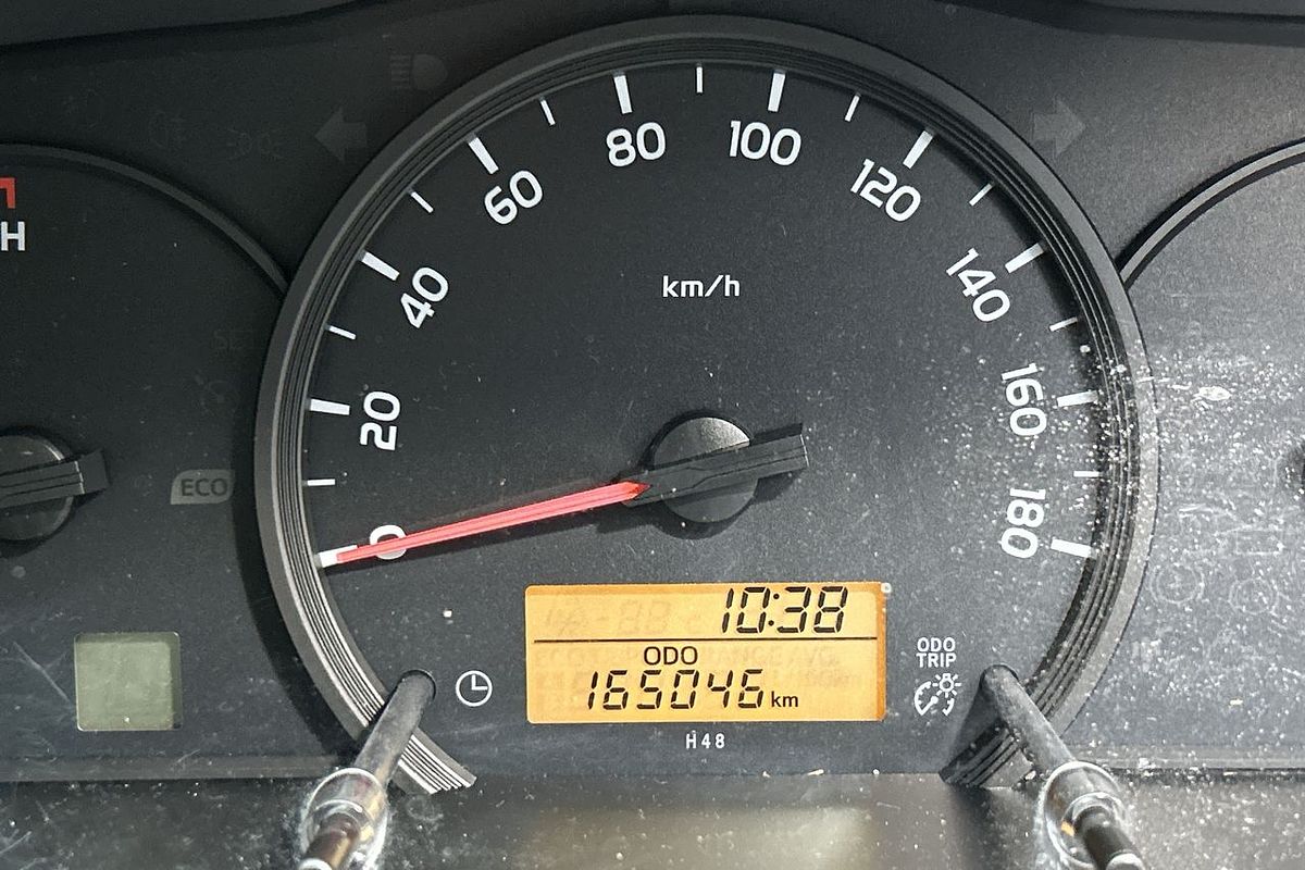 2014 Toyota Hiace Commuter KDH223R
