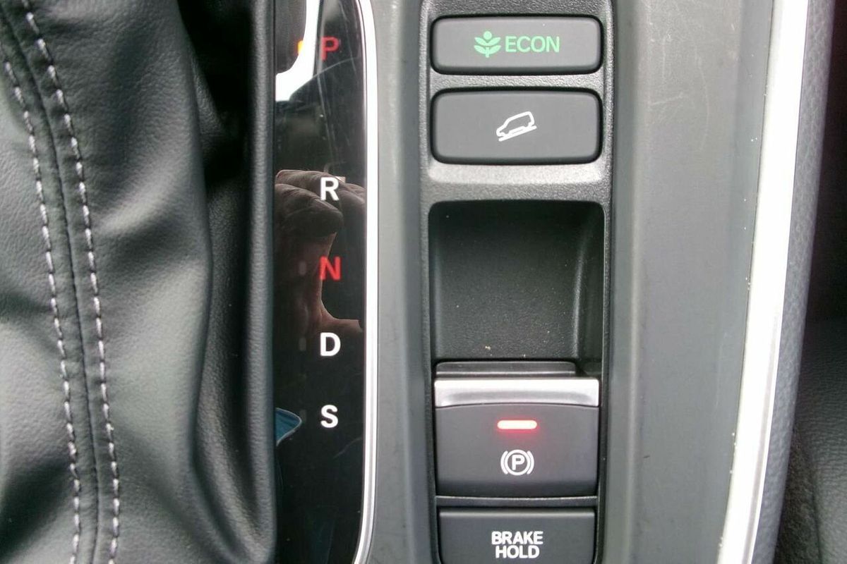 2023 Honda CR-V VTi LX RS