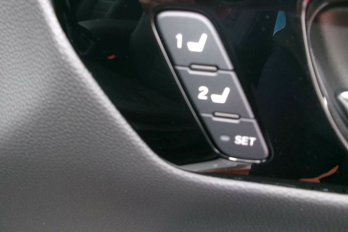 2023 Honda CR-V VTi LX RS