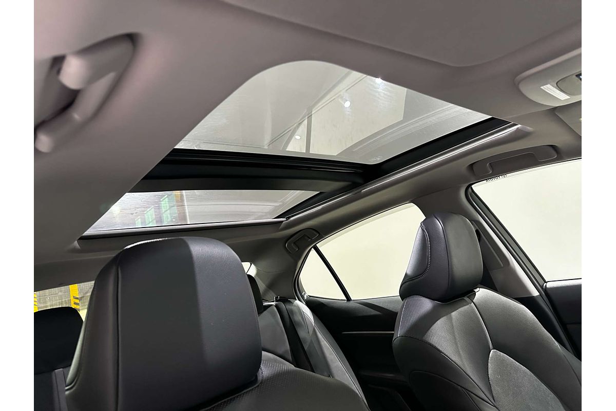 2022 Toyota Camry SL AXVH70R