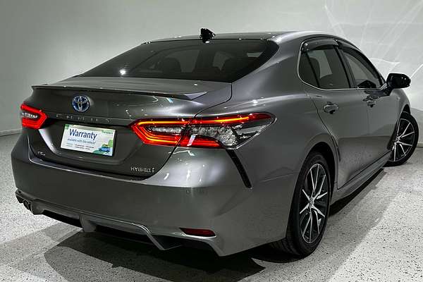 2022 Toyota Camry SL AXVH70R