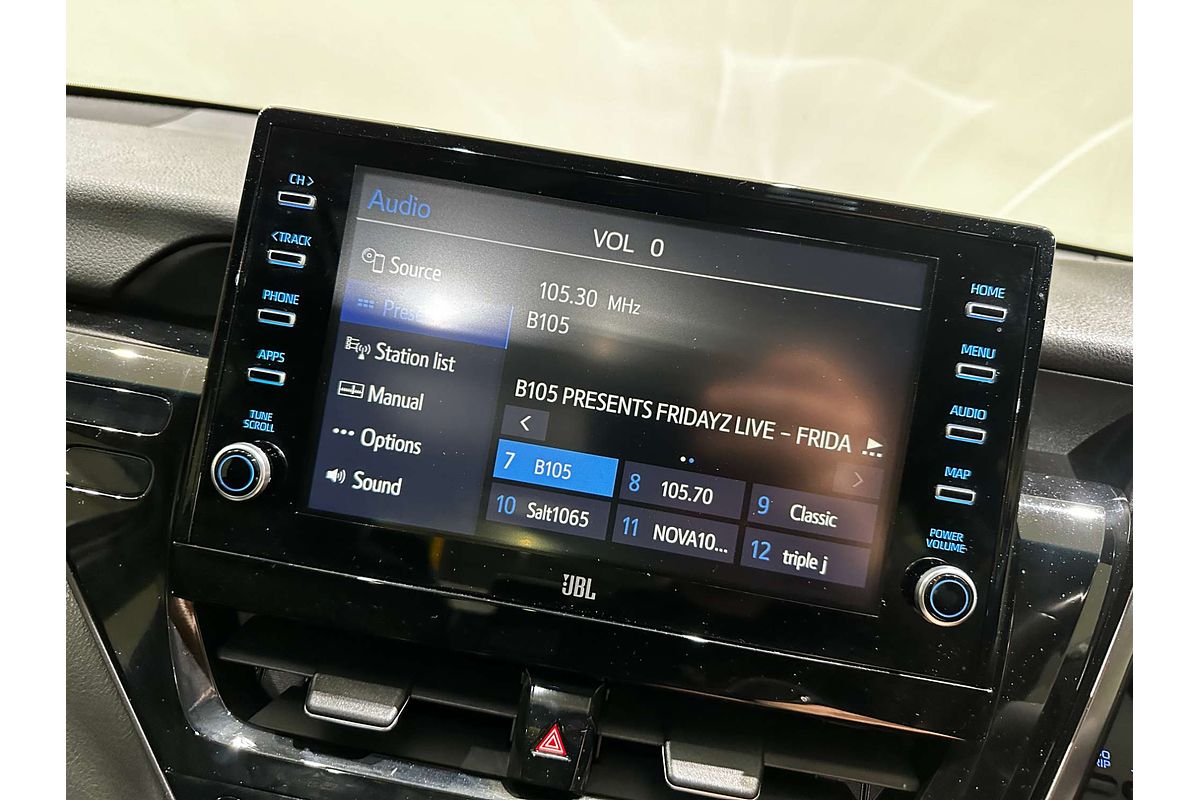 2022 Toyota Camry SL AXVH70R