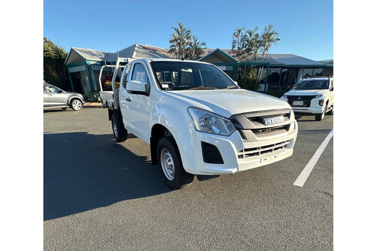2019 Isuzu D-MAX SX 4X4