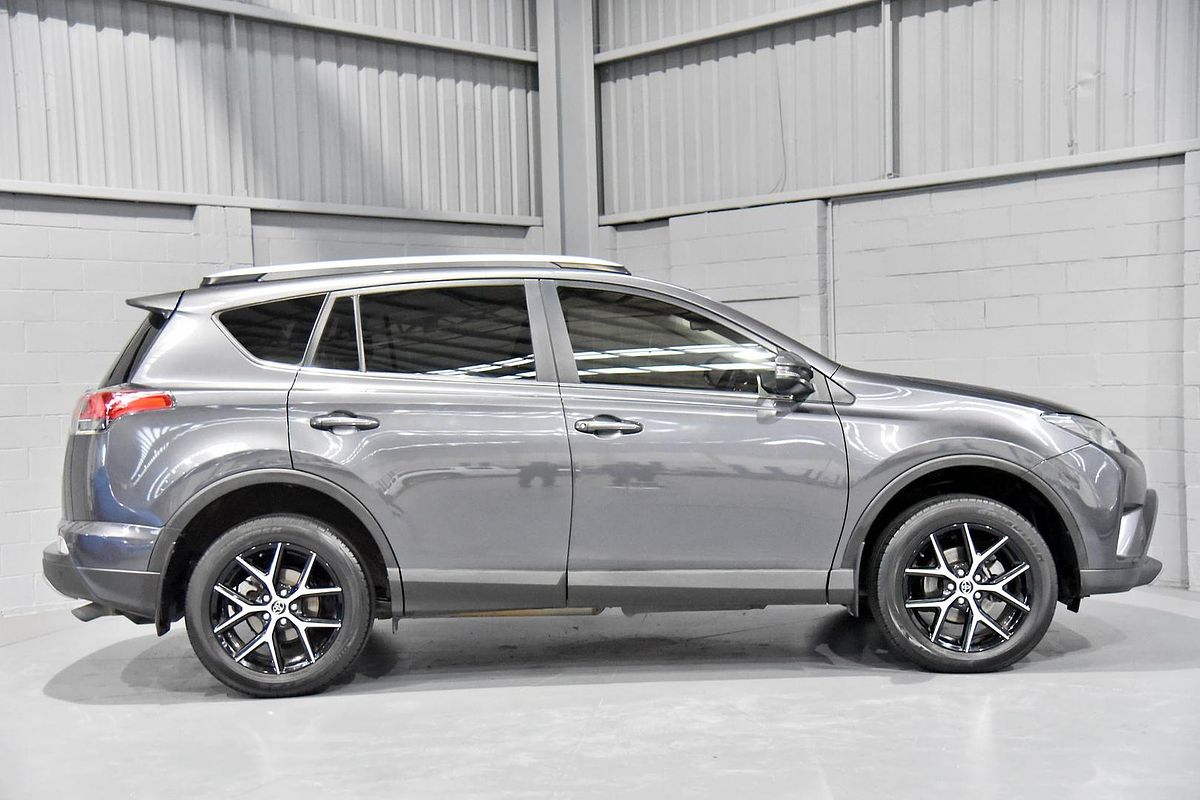 2017 Toyota RAV4 GXL ASA44R