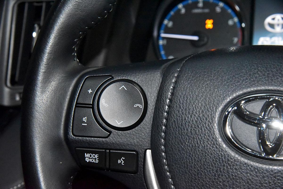 2017 Toyota RAV4 GXL ASA44R