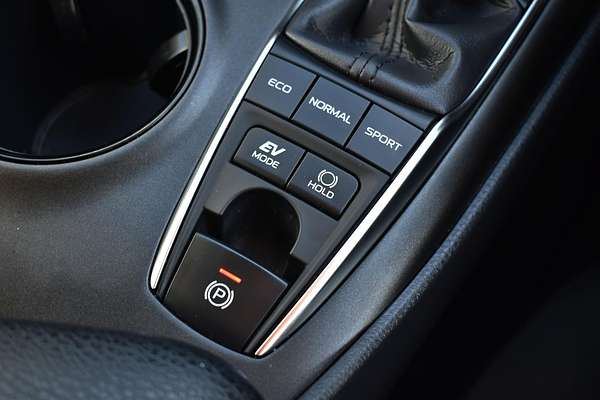 2024 Toyota Camry Ascent AXVH70R