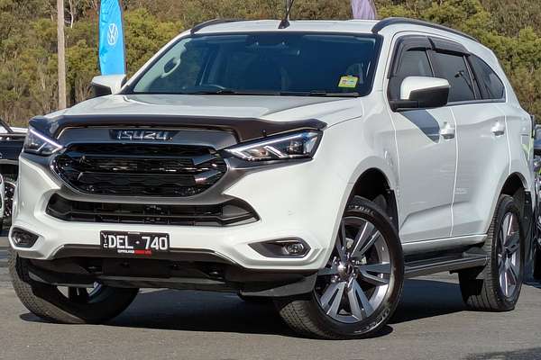2024 Isuzu MU-X LS-T