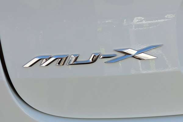 2024 Isuzu MU-X LS-T