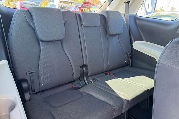 2023 Kia Carnival S KA4