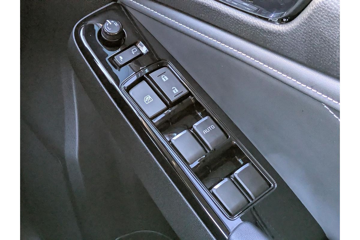 2024 Isuzu MU-X LS-T