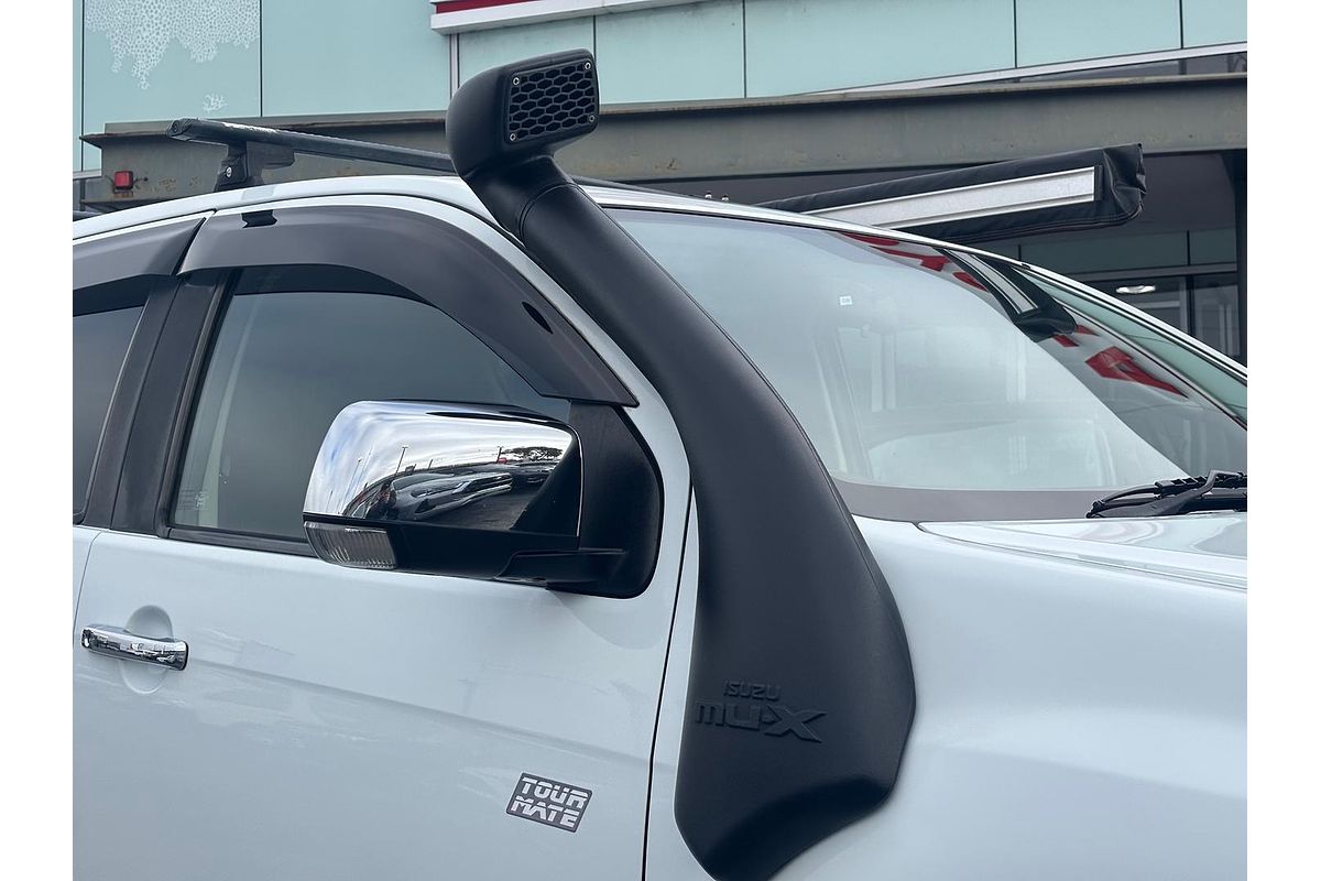 2017 Isuzu MU-X LS-U
