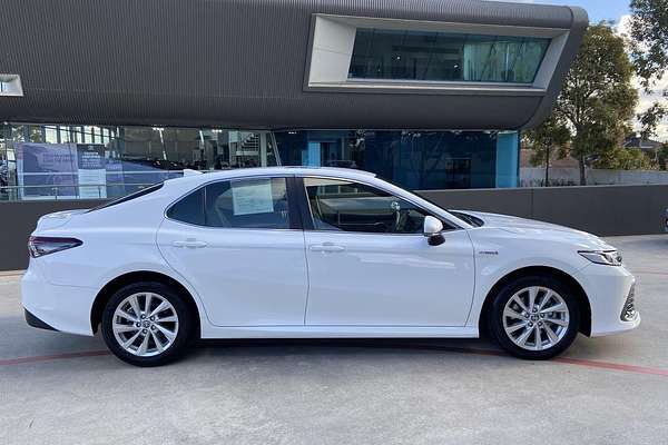 2022 Toyota Camry Ascent AXVH70R